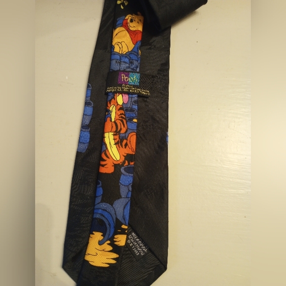 Pooh Brand Tigger bouncing Tigger and Pooh and the Honeybee men's tie - Picture 5 of 5